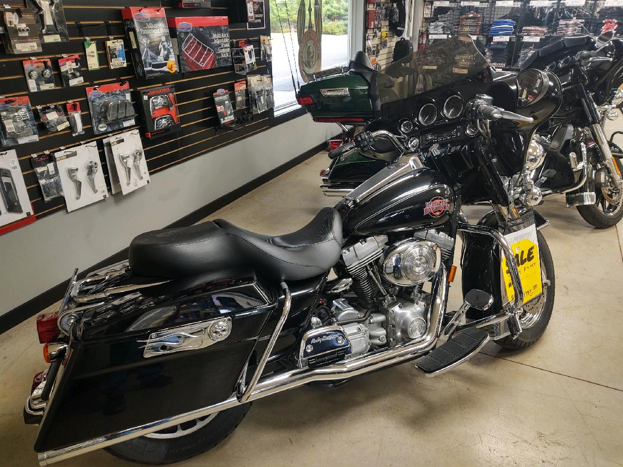 You are currently viewing SOLD – 2004 Harley-Davidson FLHT
