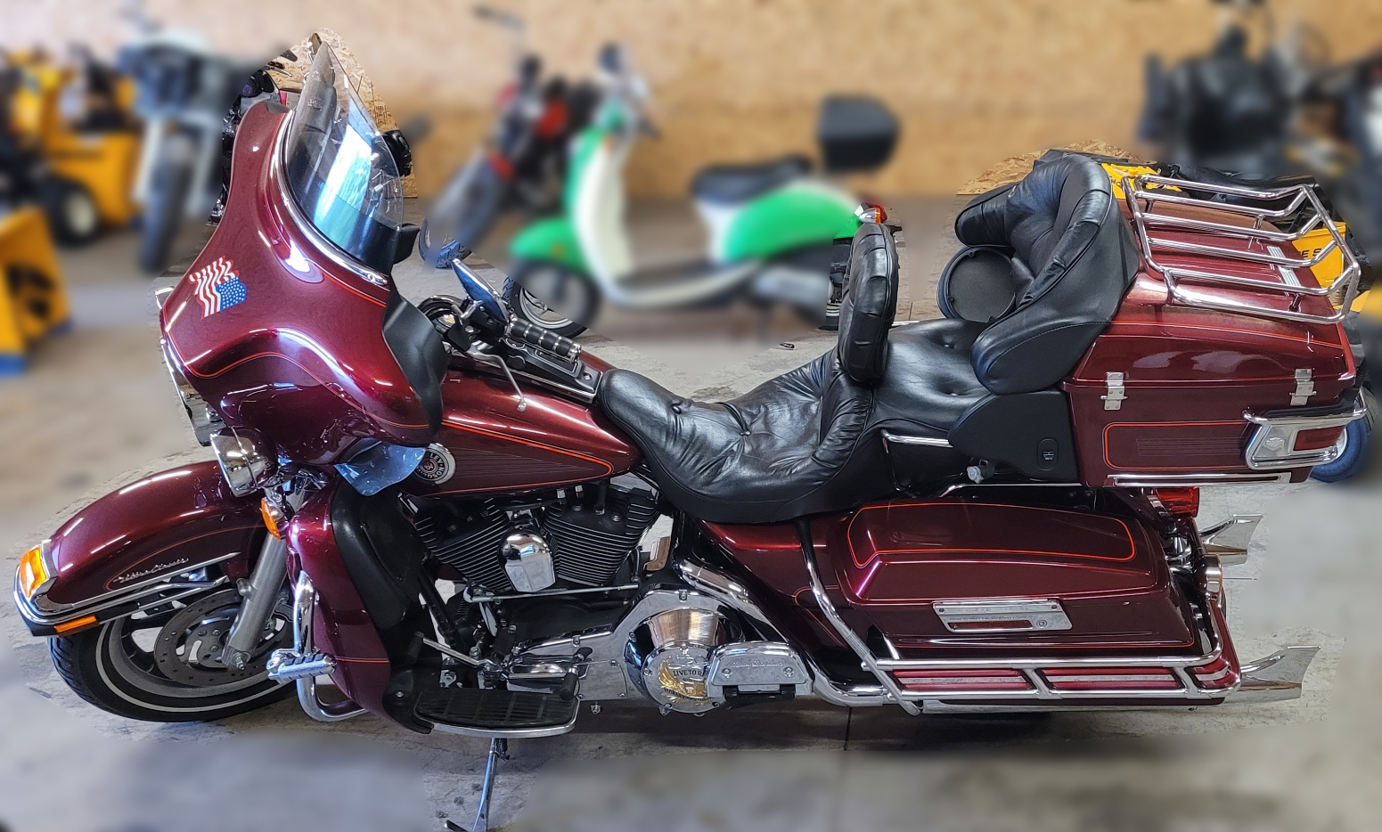 Read more about the article SOLD – 2000 Harley-Davidson FLHTCUI